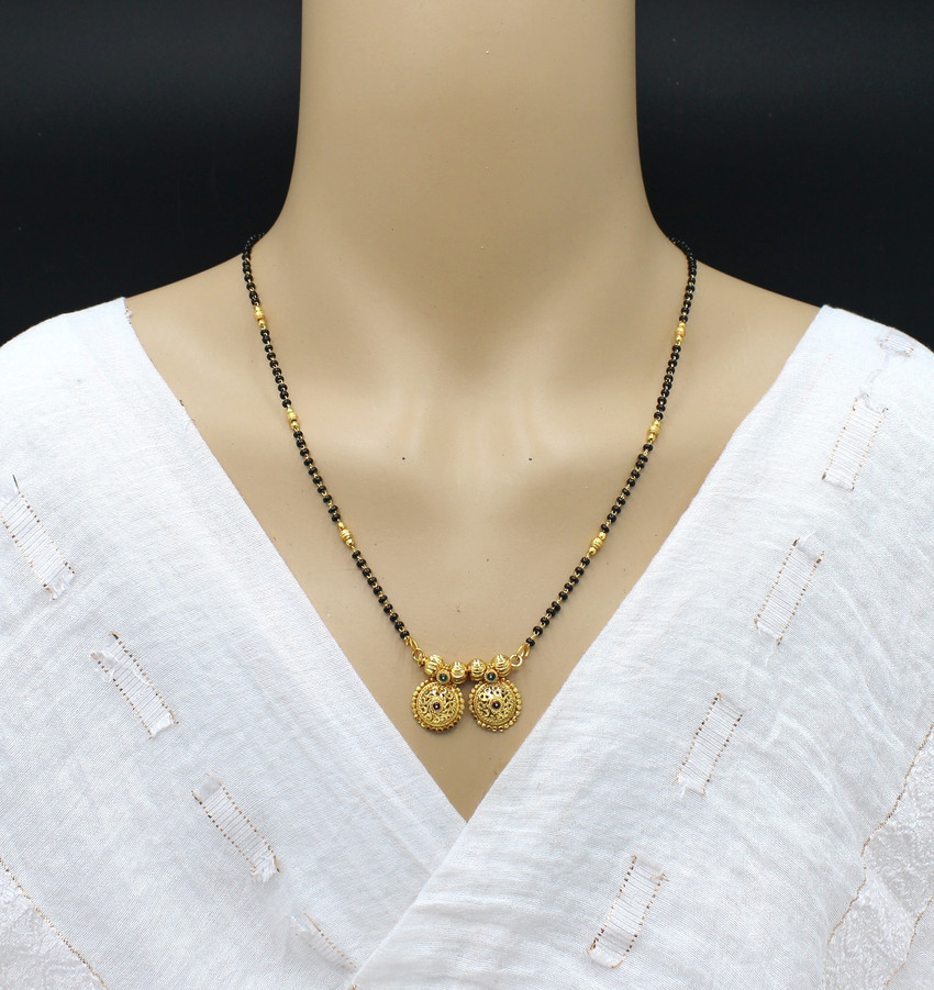 Short mangalsutra design gold new arrivals