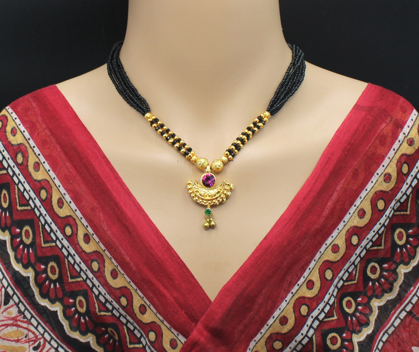 Gale ka clearance mangalsutra