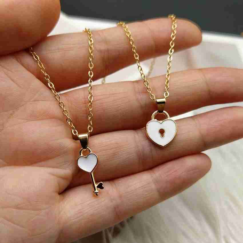 Arzonai couple necklace simple fashion small key lock love pendant golden clavicle chain Metal Chain Price in India Buy Arzonai couple necklace simple fashion small key lock love pendant golden clavic...