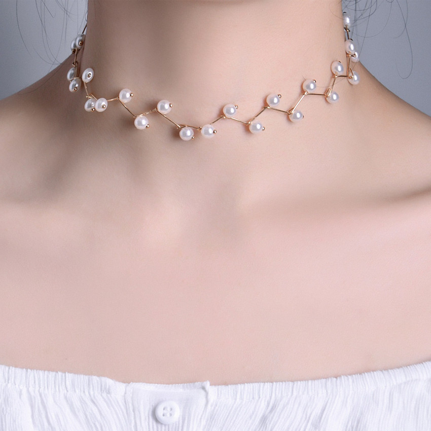 Pearl top chain choker