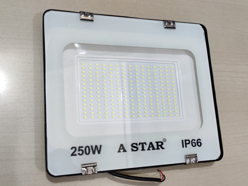 250 watt flood light clearance price