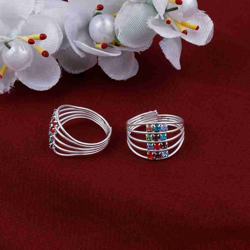 Silver leg finger shop ring design