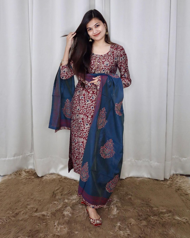 CHARNEST Women Kurti Pant Dupatta Set Buy CHARNEST Women Kurti