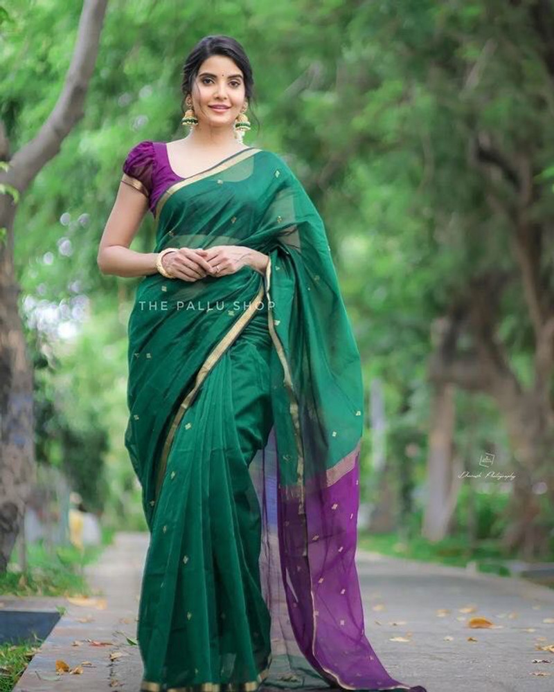 Buy Celeb Styles Woven Banarasi Linen Green Sarees Online Best