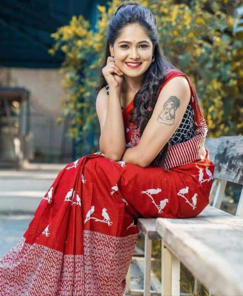 Buy Suraj International Blocked Printed Checkered Digital Print Dyed Floral Print Printed Self Design Daily Wear Pure Cotton Red Sarees Online Best Price In India Flipkart
