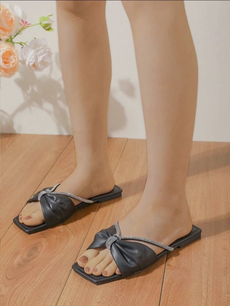 Trendy flat deals shoes 219