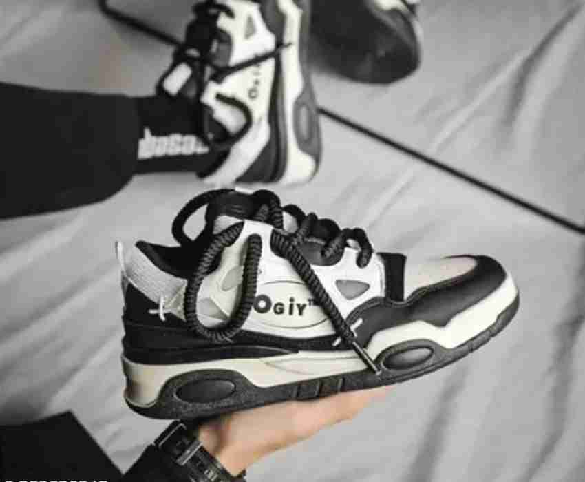 Popular black sneakers new arrivals