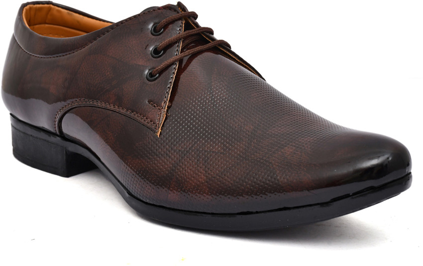 Men's classic shoes sales outlet