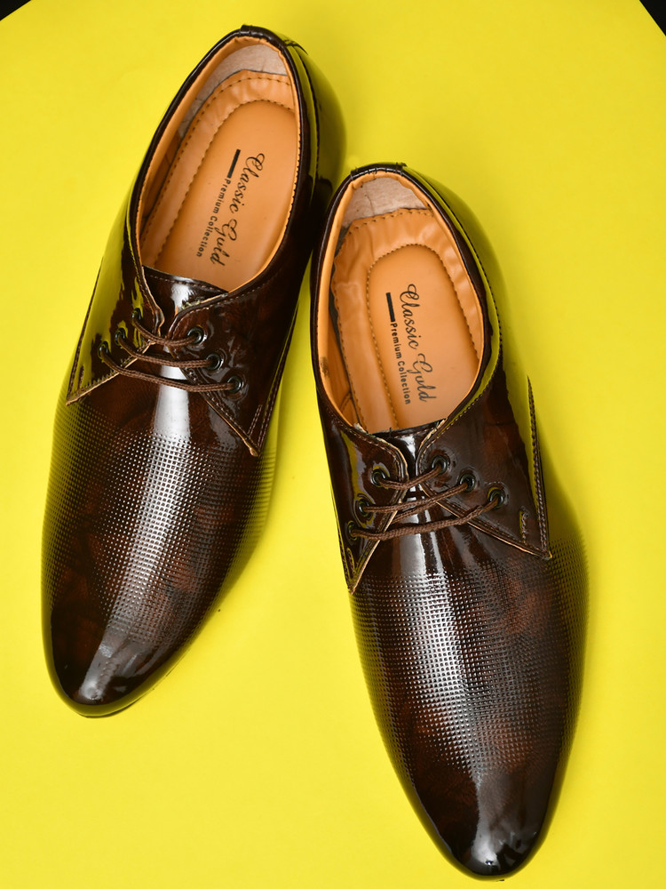 Men's classic clearance shoes sales