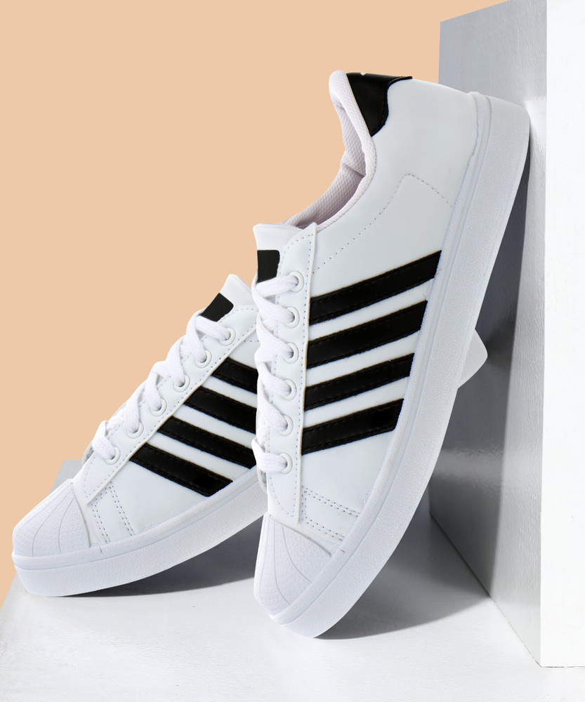 Sparx sm 323 white price store