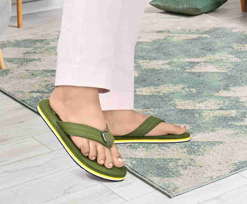 Teva deckers flip flops top