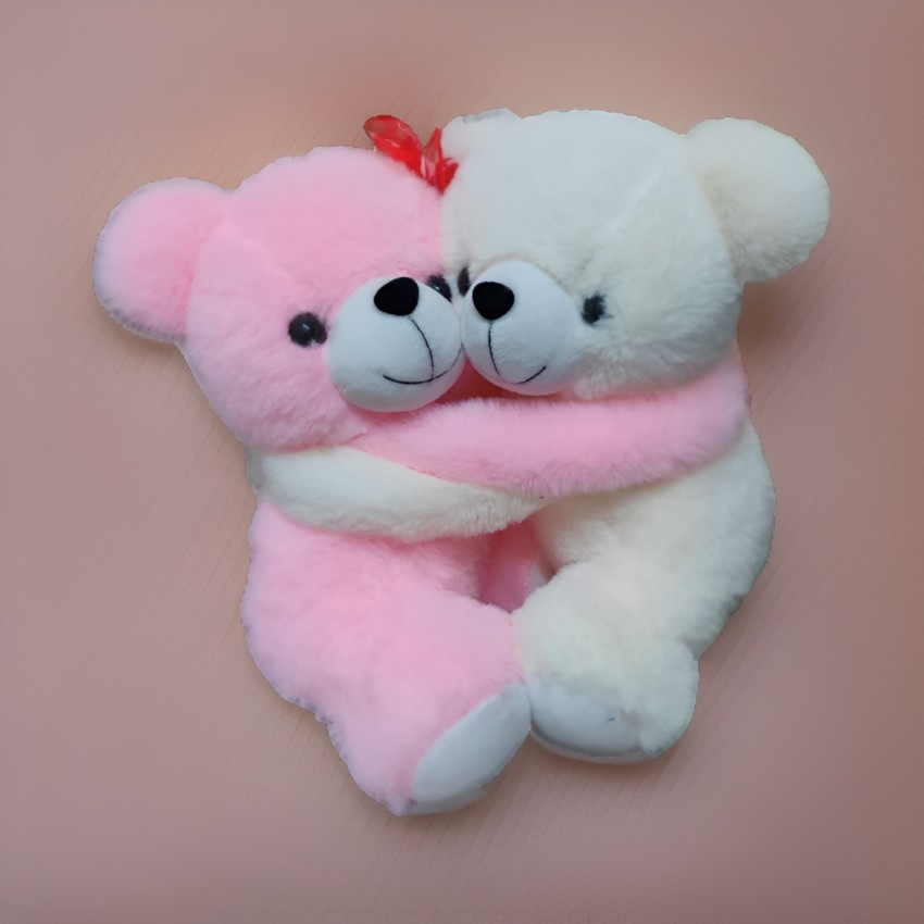 9 Giant Teddy Bears for Valentine's Day 2019