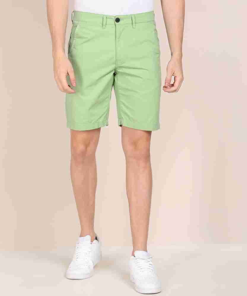 Mens light new arrivals green shorts