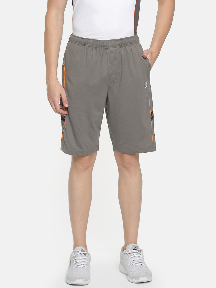 Macroman shorts sales