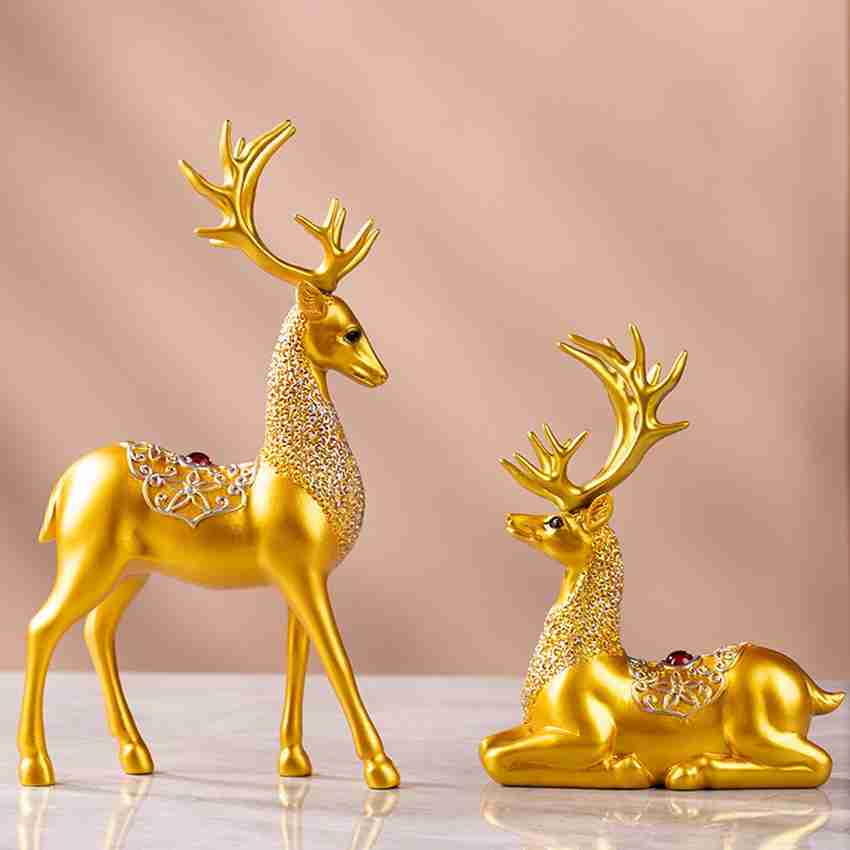 Plastic deer figurines 2025