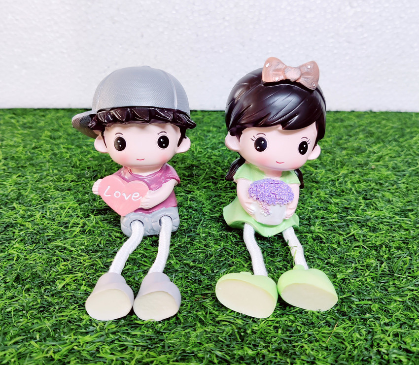 Figurine dolls store