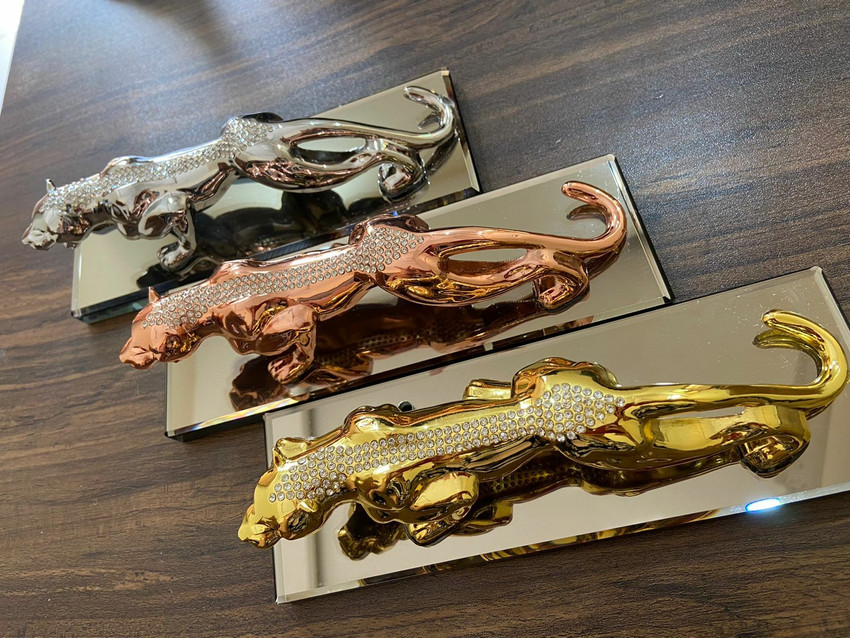 JMD GLOBAL SALES silver Jaguar Statue Car Dashboard Ornaments