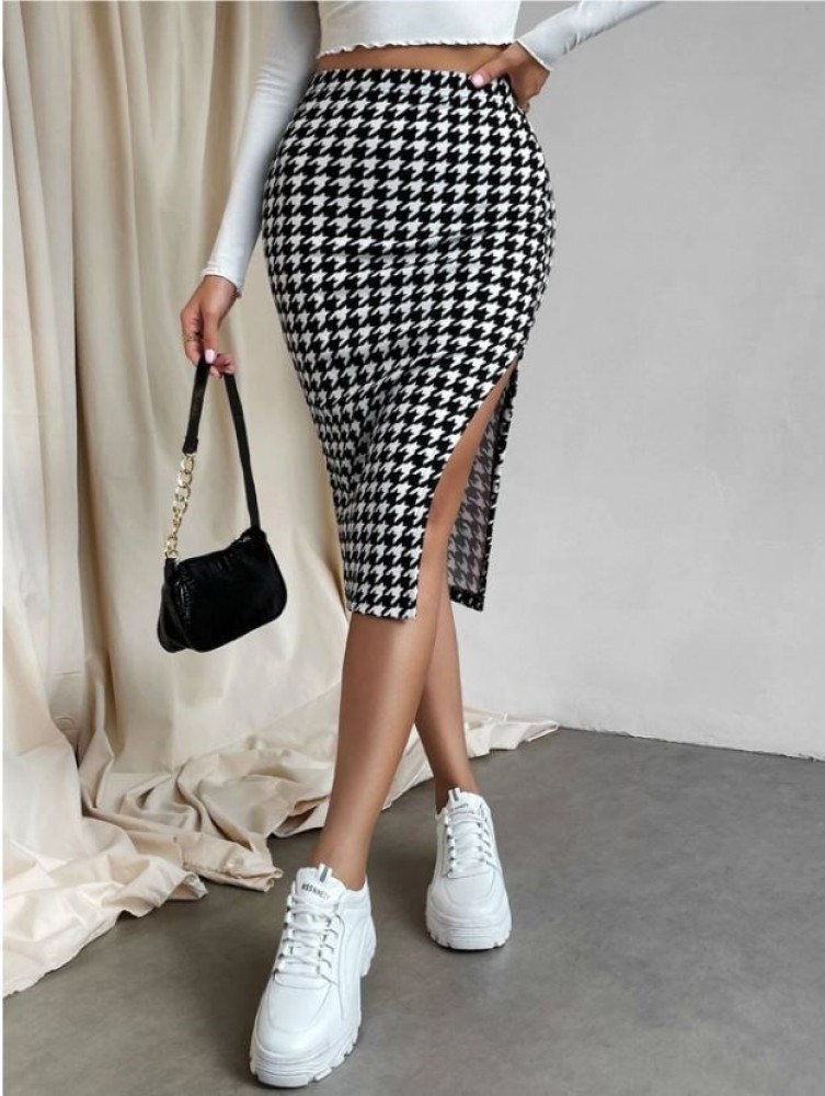 Black and clearance white skirt checkered