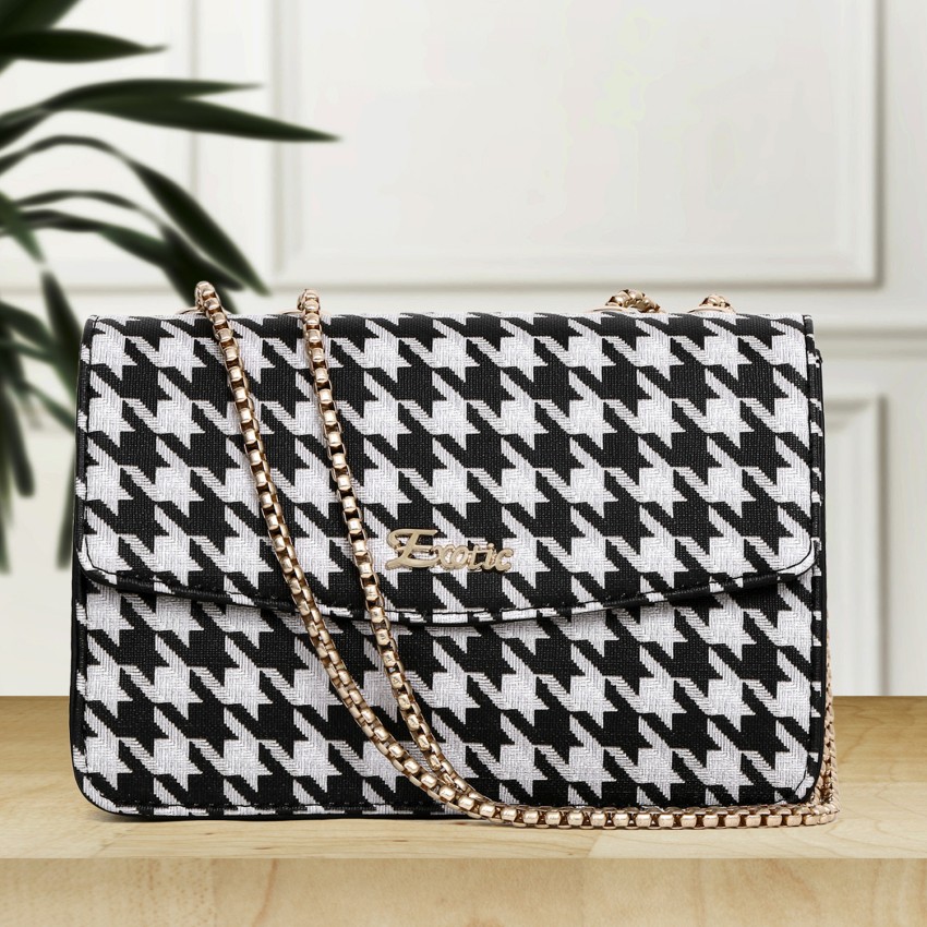 Classic Day Houndstooth Tote – MADE FREE®