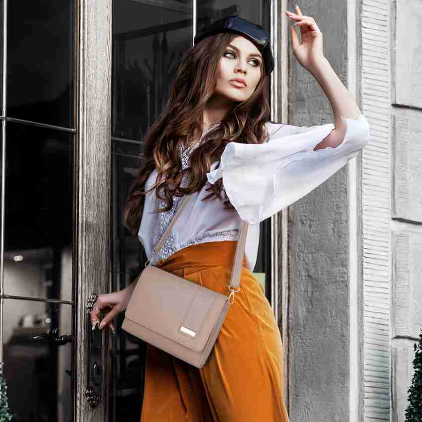 Stylish hand purse best sale