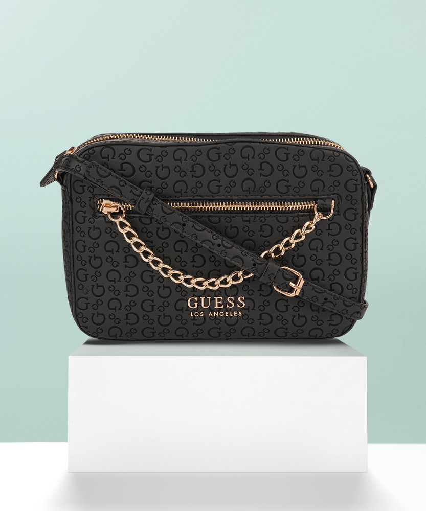 Guess handbags flipkart outlet