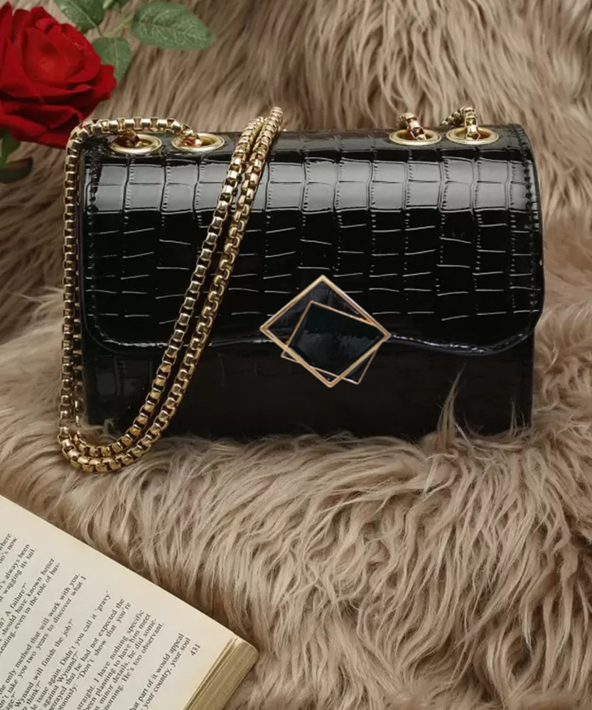 Black sling bag 2025 with gold chain
