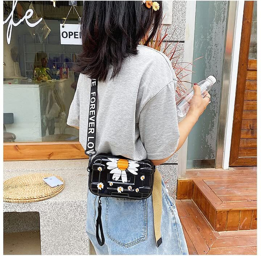 Plastic shoulder bag deals