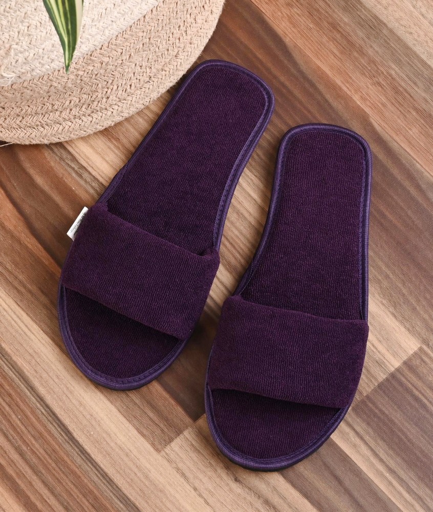 The 6 Best Slippers of 2023 | Reviews by Wirecutter