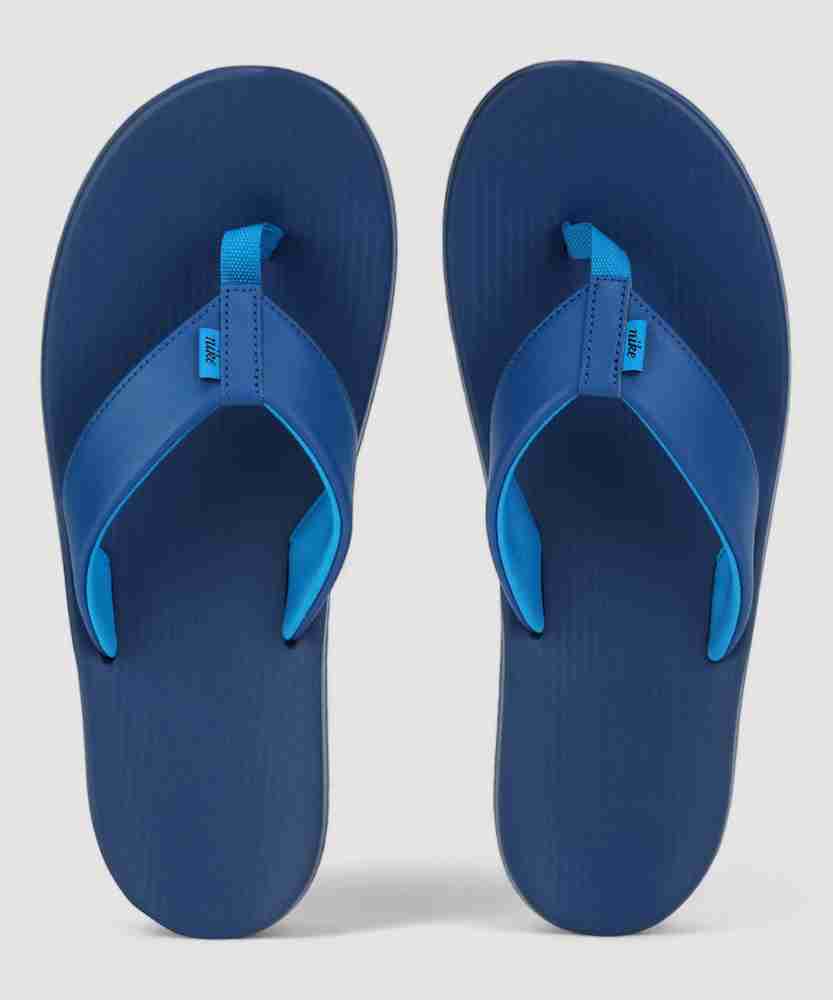 Nike blue thong flip flop deals
