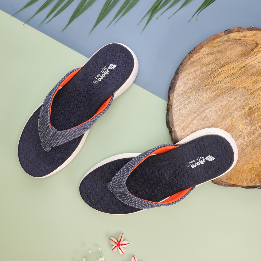 Skechers goga hotsell max womens slippers