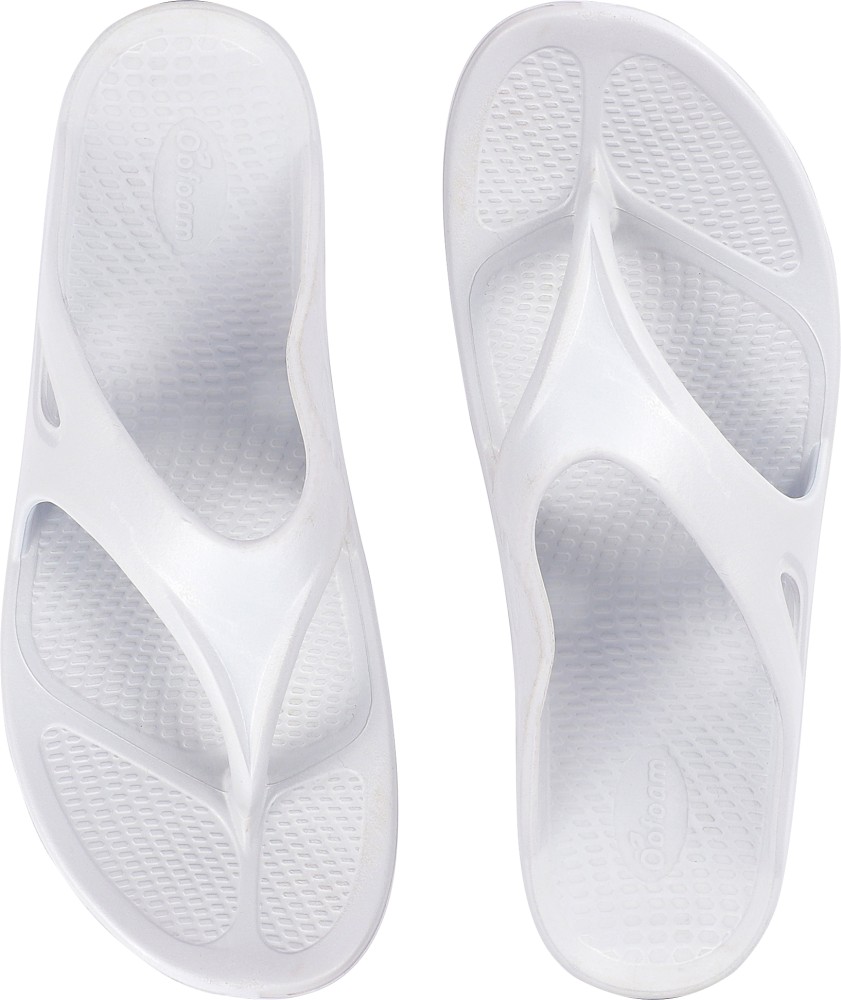 Oofos flip flops online on sale