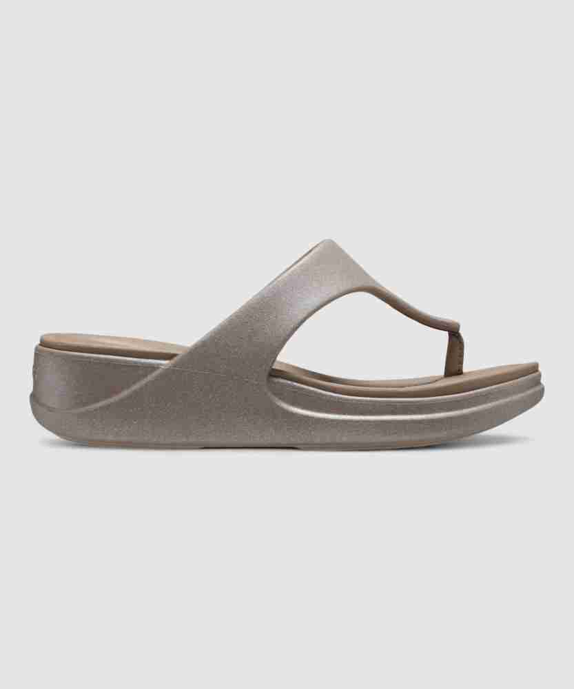 Crocs thongs womens on sale