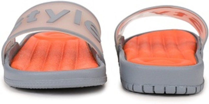 Kinder best sale nike slippers