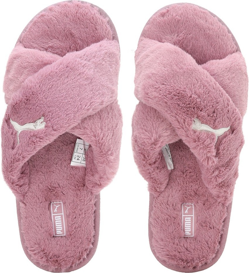 Furry pink 2025 puma sandals