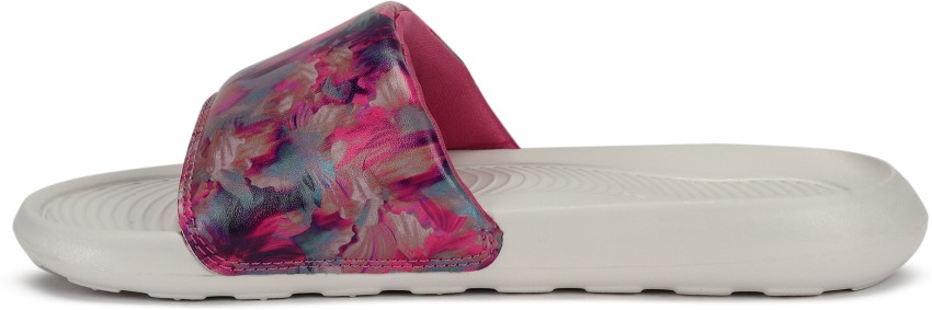 Nike best sale slides multicolor