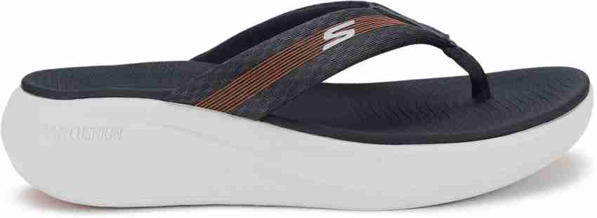 Skechers flip shop flops size 6