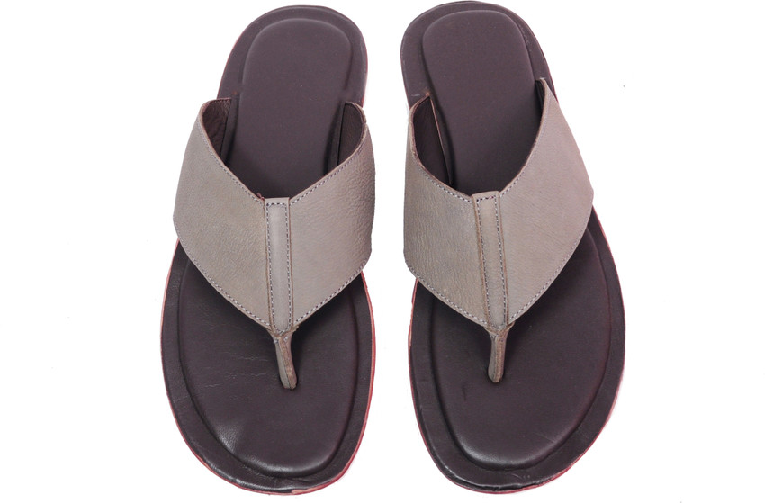 Leather chappals for men's flipkart deals