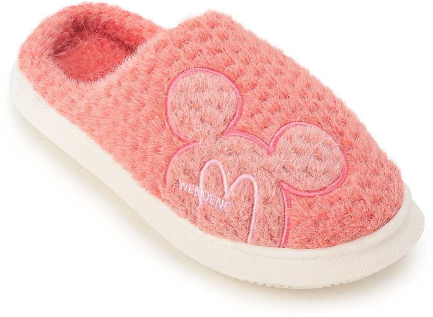 Minnie mouse bedroom online slippers