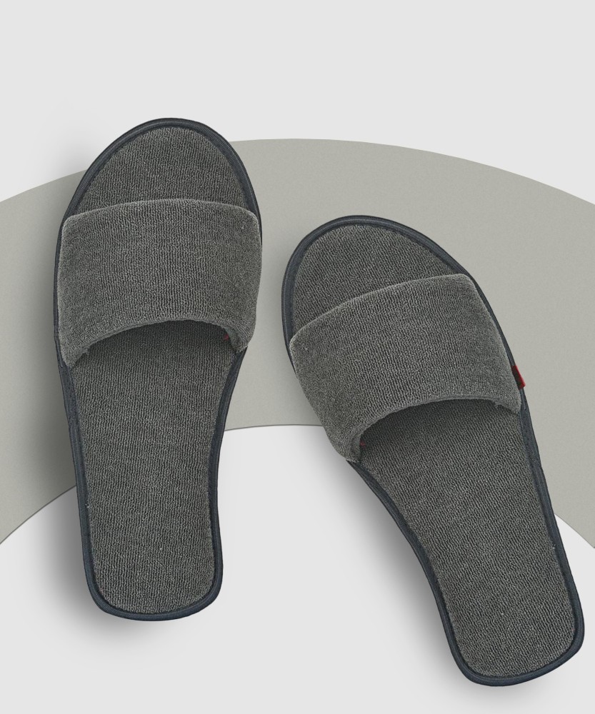 Open toe house online slippers mens