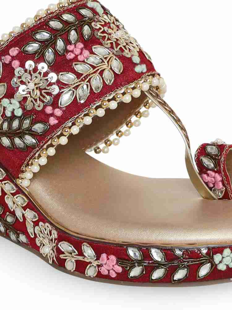 Wedding slippers best sale for indian bride