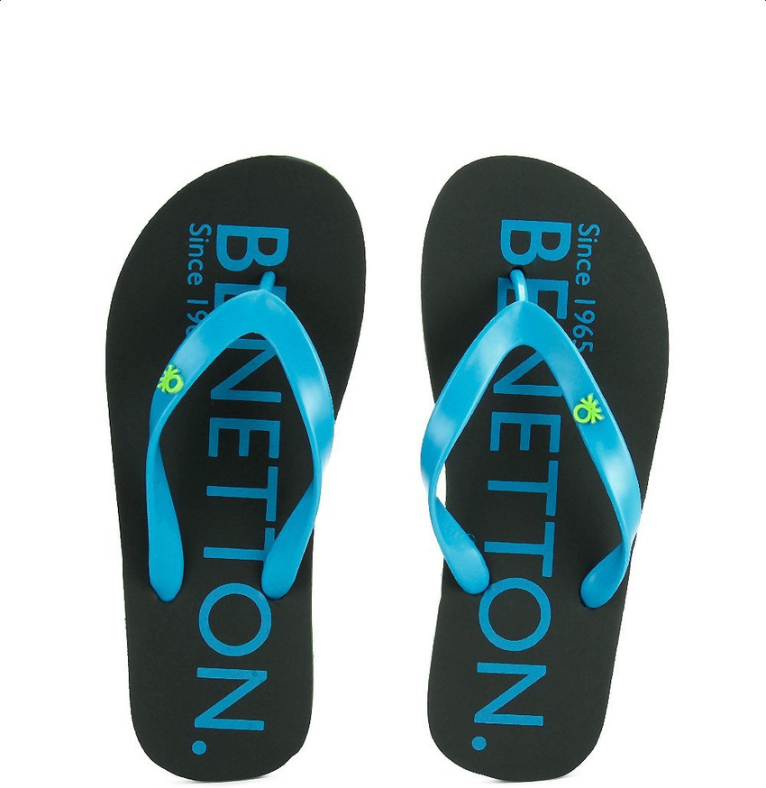 United Colors of Benetton Men Flip Flops - Buy Charcoal/Aqua Color United  Colors of Benetton Men Flip Flops Online at Best Price - Shop Online for  Footwears in India | Flipkart.com