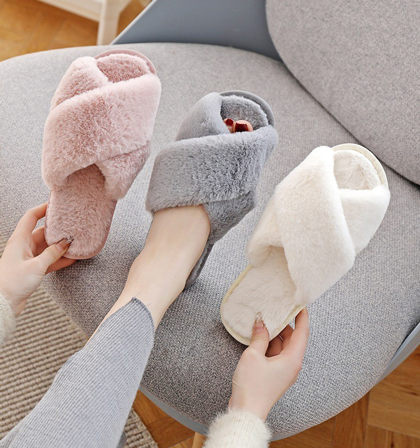 Highever Women Women s trendy Cross Fuzzy Non Slip Plush Faux