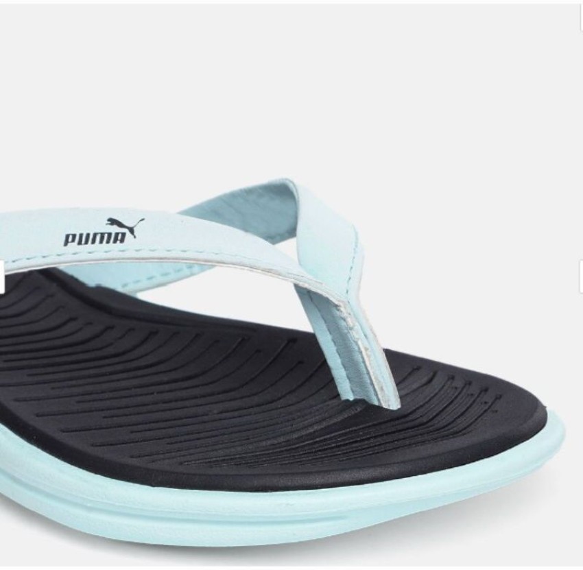 Puma women's lux sales flip flops