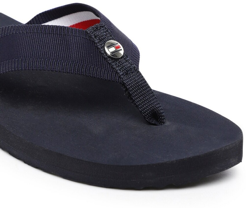 Tommy hilfiger navy blue best sale flip flops