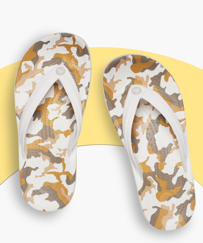 Pink camo flip online flops