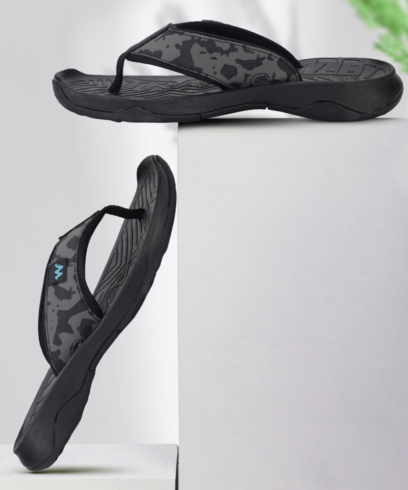 Mens crocs cheap camo flip flops