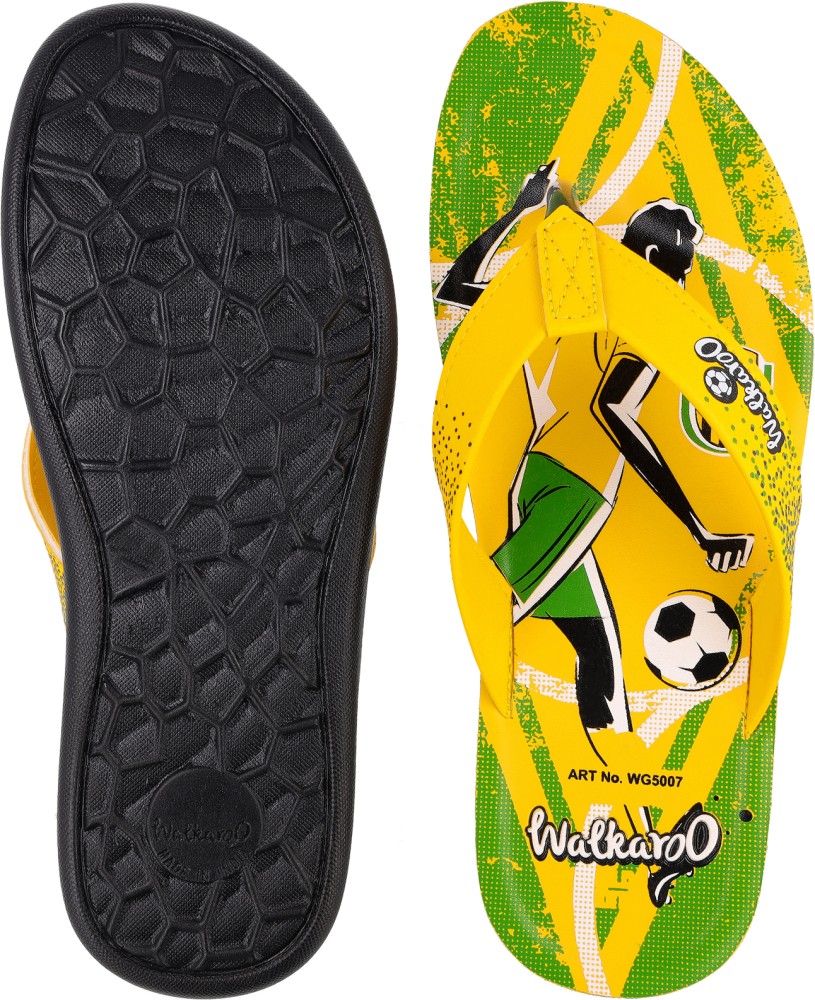 Walkaroo rubber online slippers