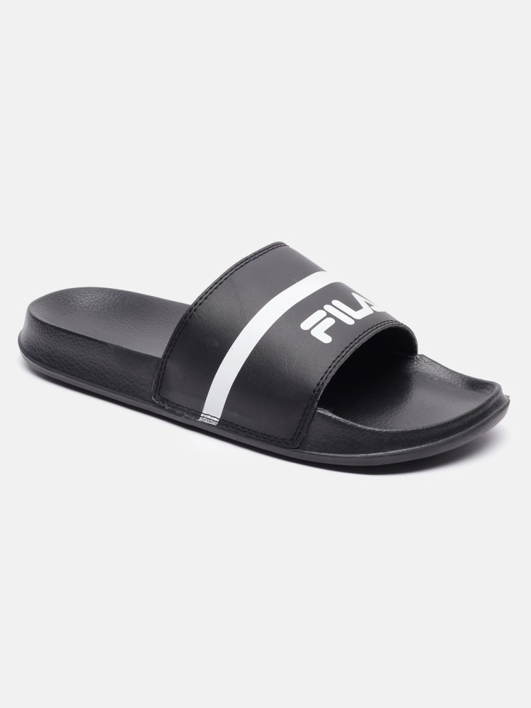 Fila claquette 2025