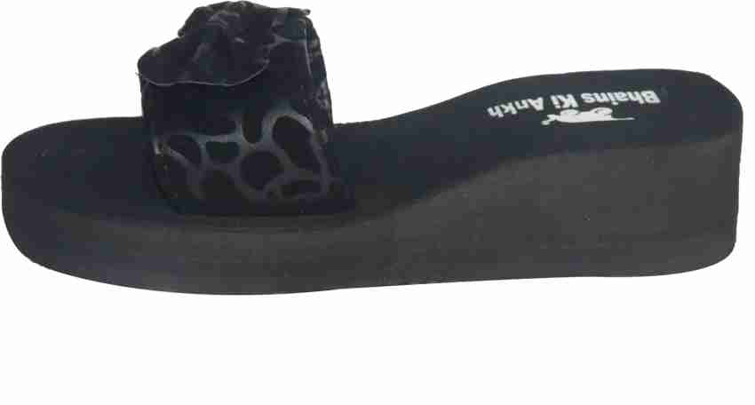 Demonia platform flip online flops