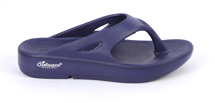 OOFOAM Men Flip Flops Buy OOFOAM Men Flip Flops Online at Best